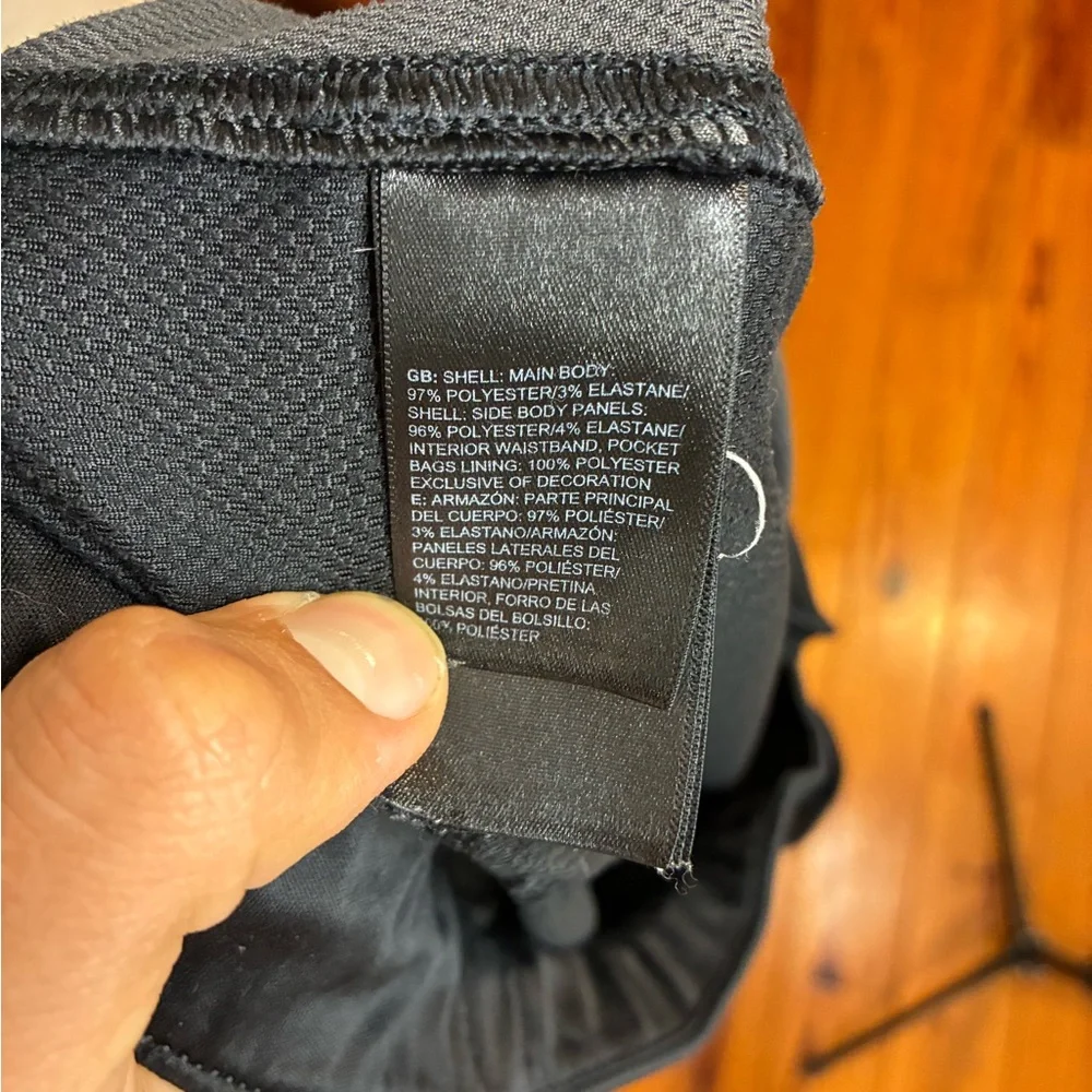The North Face Mens Black‎ Drawstring Gym/Running Shorts Size M/Large